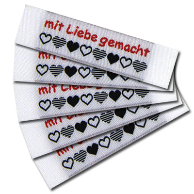 Textiletiketten "mit Liebe gemacht"